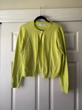Old Navy Women’s Bright Lime Green Crewneck Cardigan